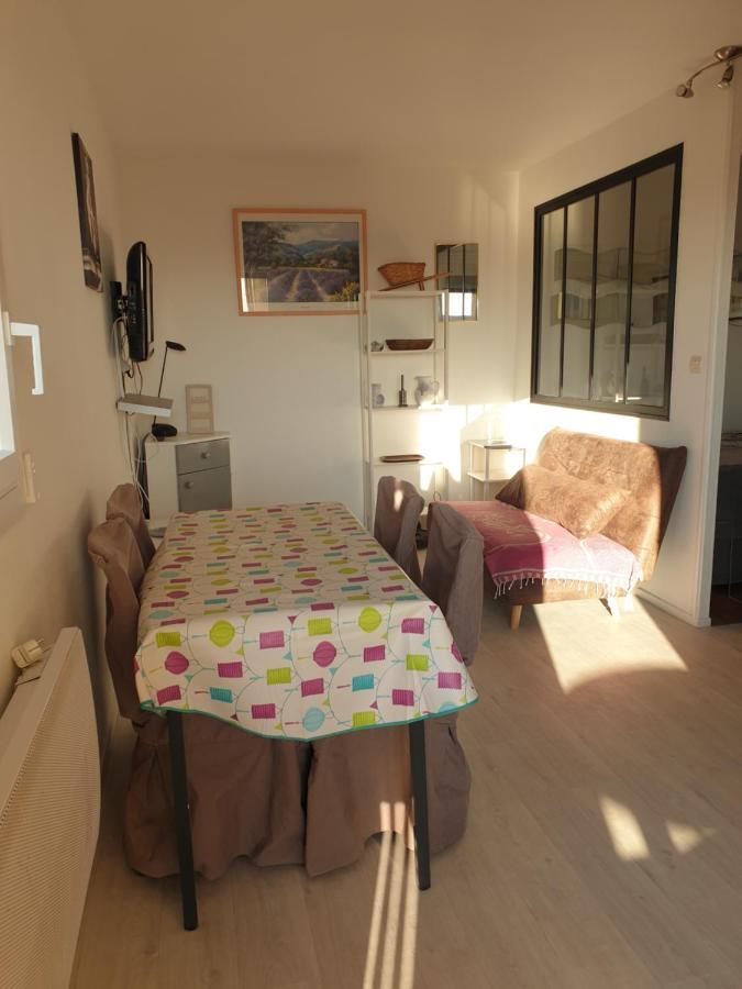 T2 Vue Mer Avec Parking Prive Saint-Pierre-la-Mer  Exterior photo